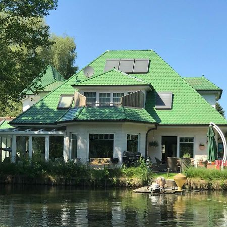 Moderne Maisonette-Wohnung Am Karpfenteich; Modern Apartment With View Of The Carp Pond 밤스테트 외부 사진