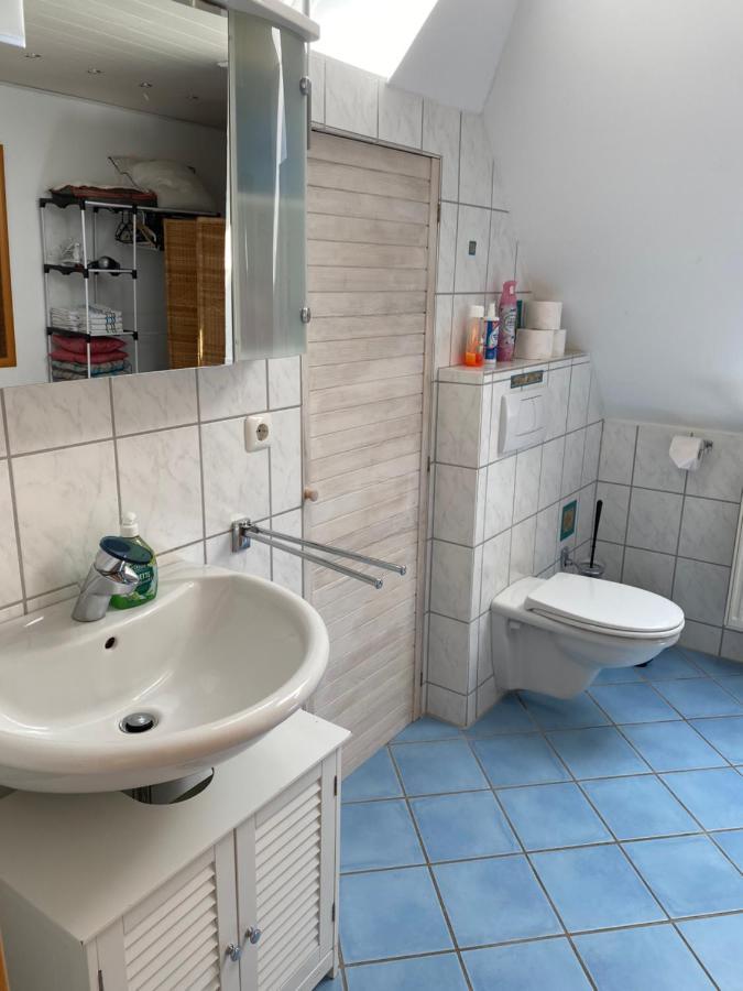 Moderne Maisonette-Wohnung Am Karpfenteich; Modern Apartment With View Of The Carp Pond 밤스테트 외부 사진